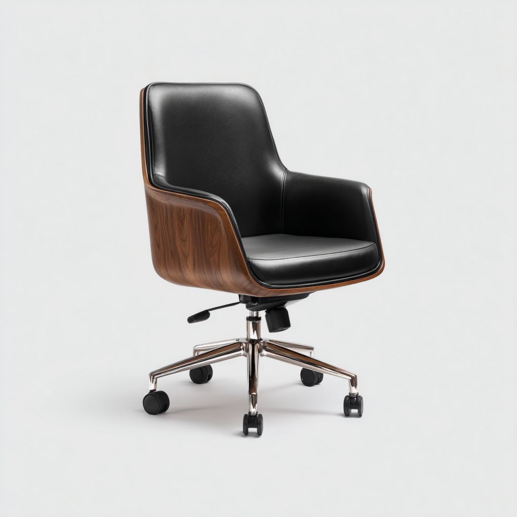 Chaise de bureau pivotante avec assise noire et coque en bois, base chromée à roulettes-Mcg Furniture