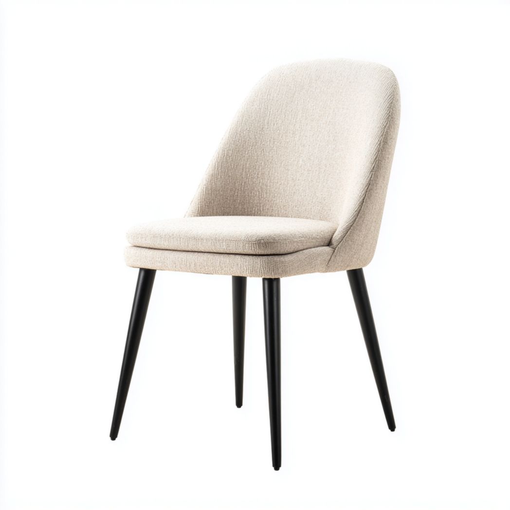 Chaise de salle à manger en tissu beige avec pieds en acier noir-Pinnacle Furniture