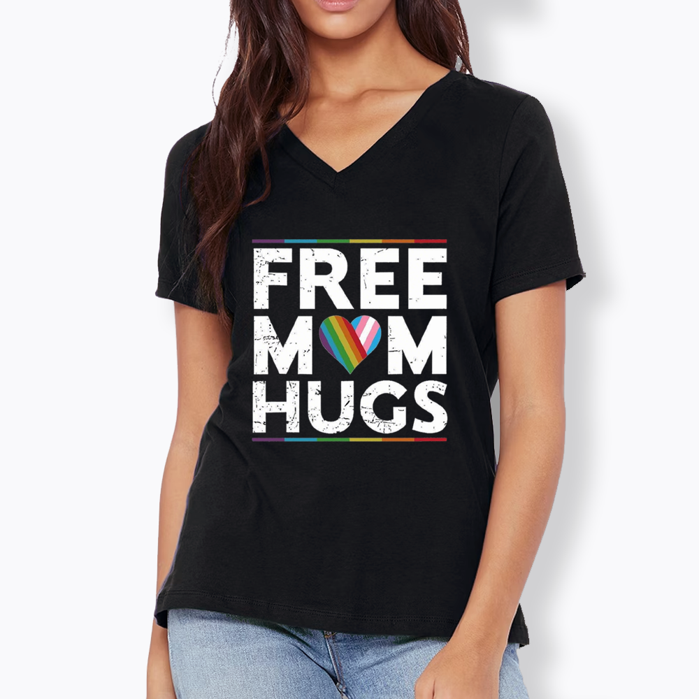 Free Mom Hugs V-Neck Classic T-Shirt
