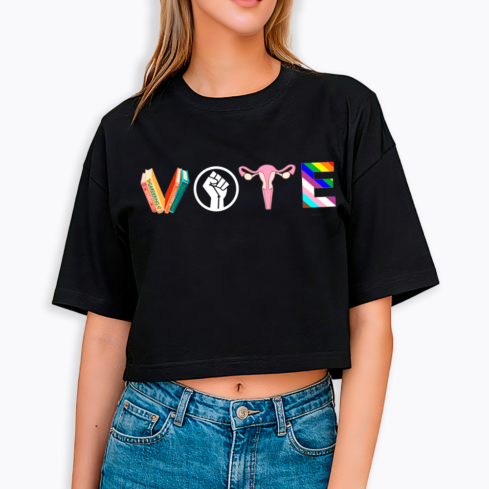 VOTE Cropped T-Shirt