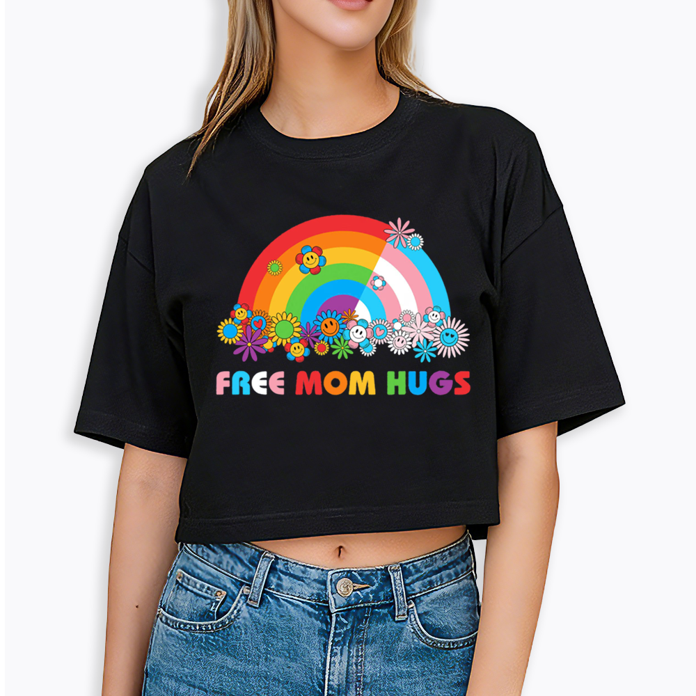 Free Mom Hugs Cropped T-Shirt