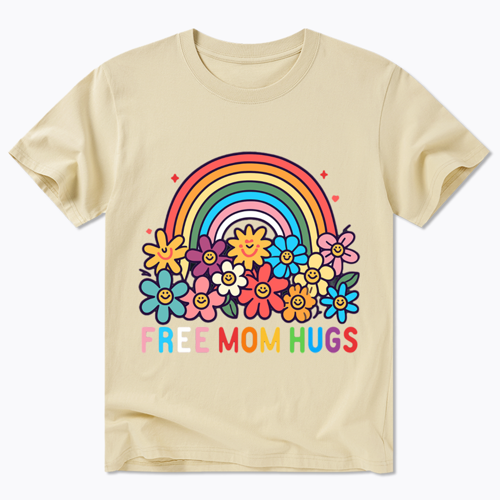 Free Mom Hugs Classic T-Shirt