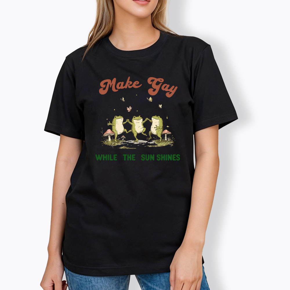 Tap Water Buddies Frog Classic T-Shirt