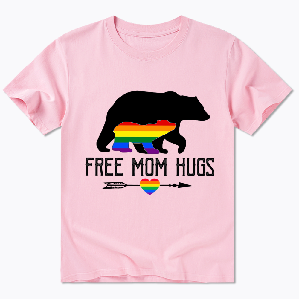 Free Mom Hugs Classic T-Shirt