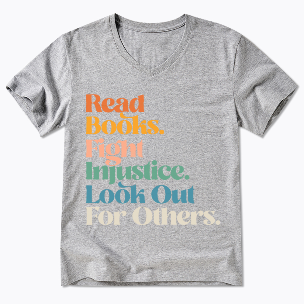 Read Banned Books Social Justice V-Neck Classic T-Shirt