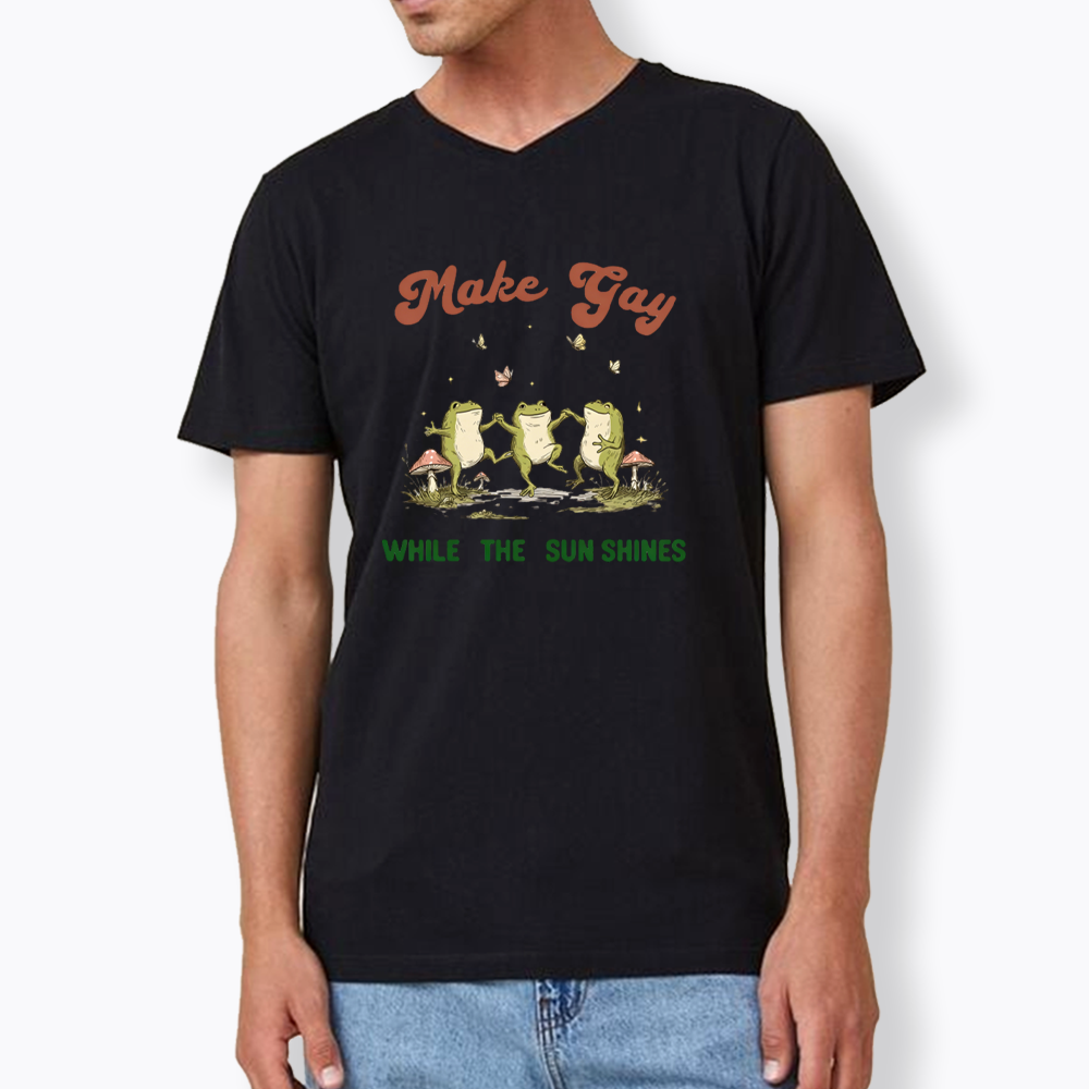 Tap Water Buddies Frog V-Neck Classic T-Shirt