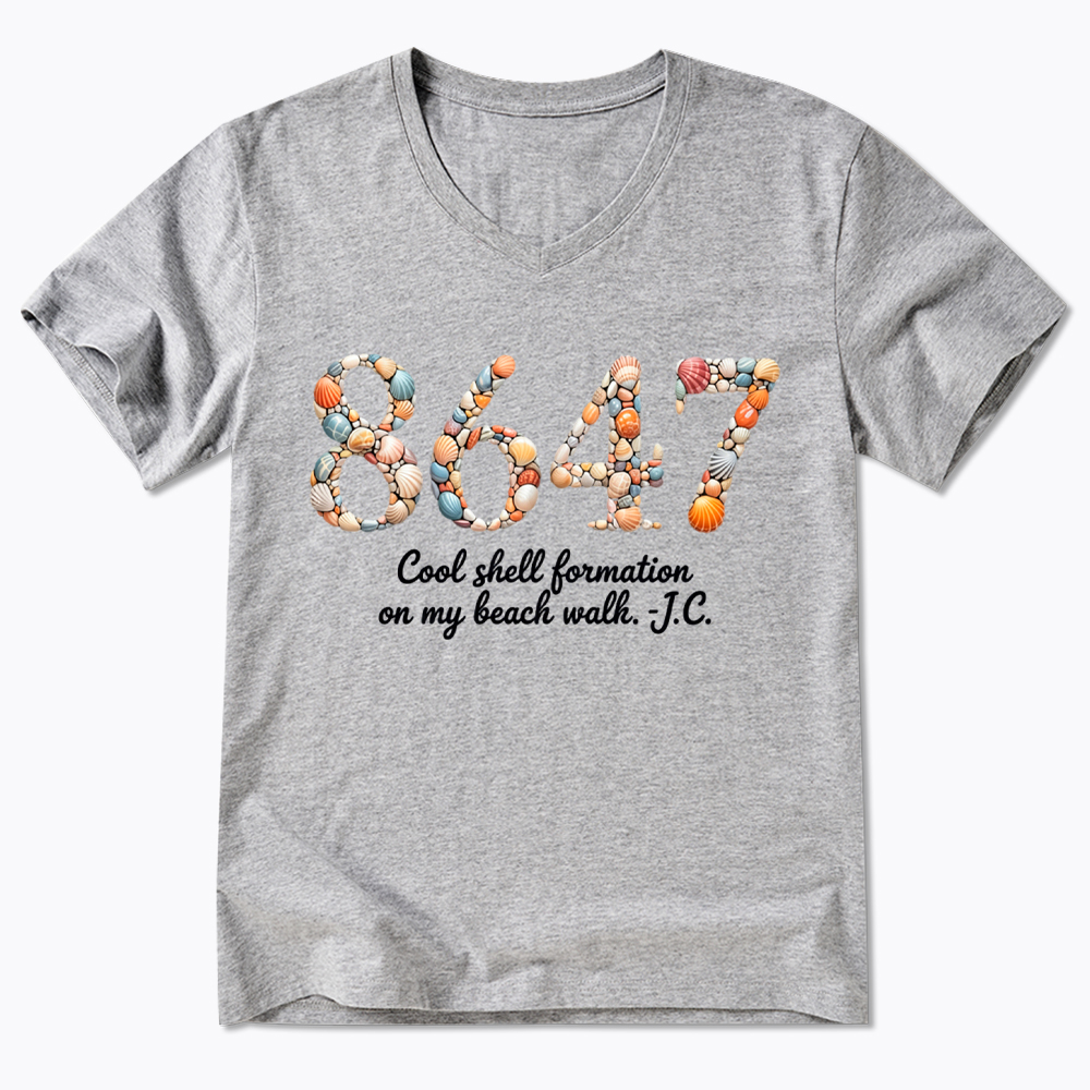 8647 V-Neck Classic T-Shirt