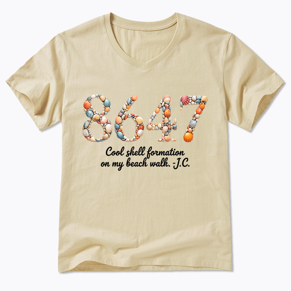 8647 V-Neck Classic T-Shirt