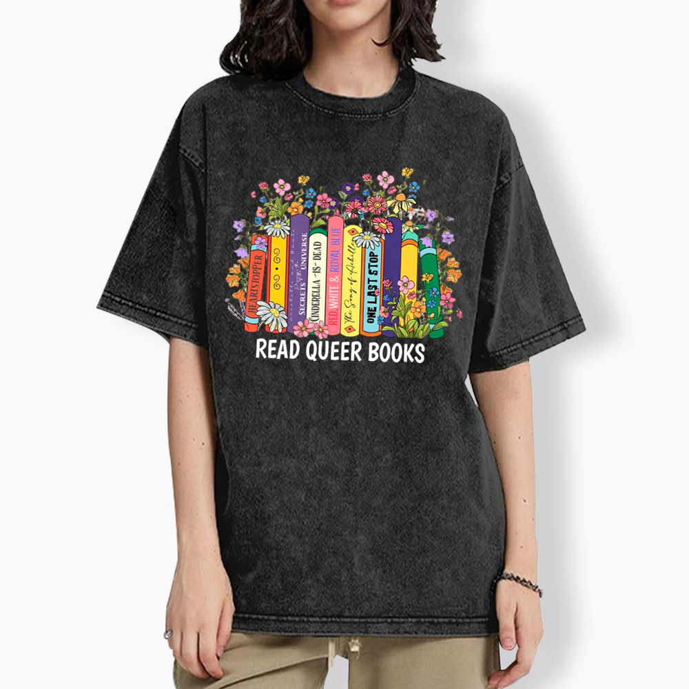 Read Queer Books Washed T-Shirt