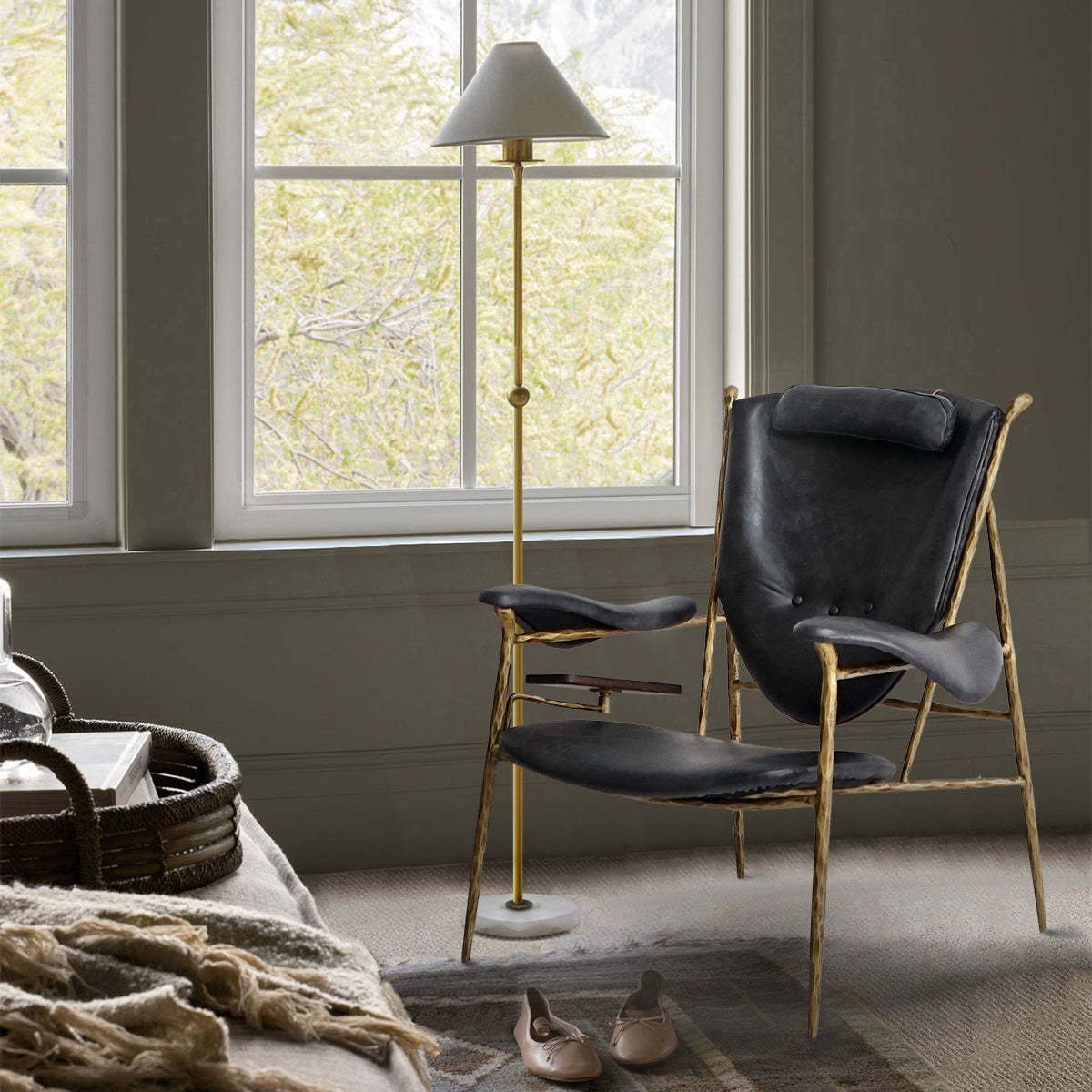 Thalderus Enamel Wooden Plate Leather Armchair