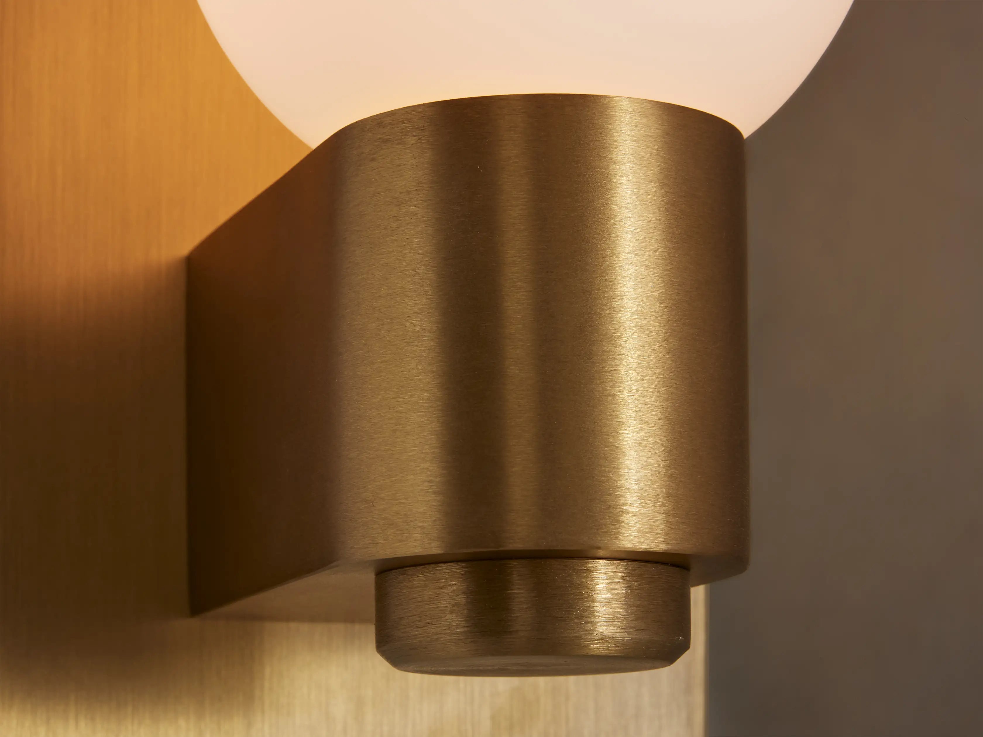 Casora Sconce