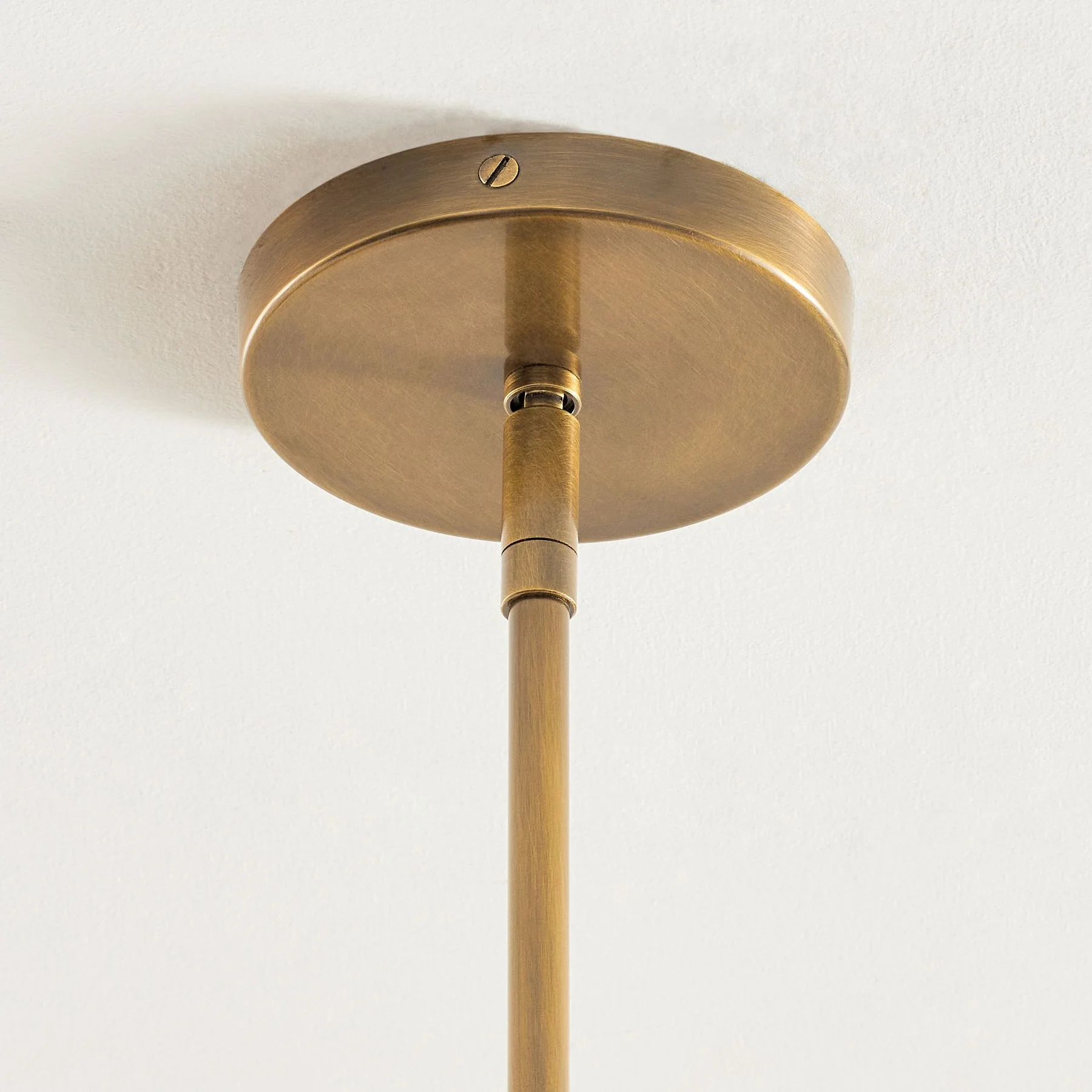 Molly Crystal Pendant