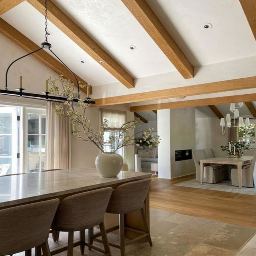 Alijah Linear Chandelier