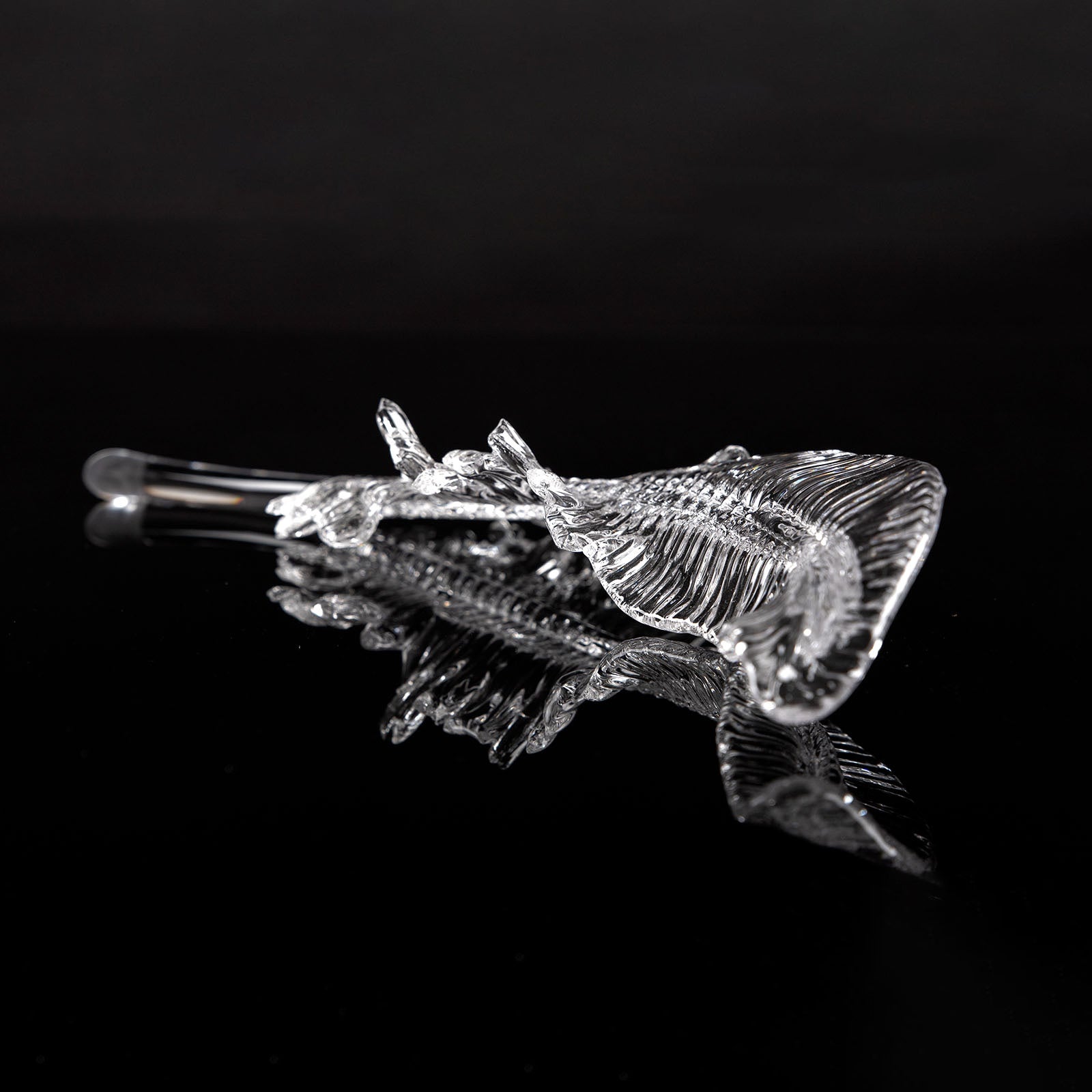 Feather Handblown Glass Chandelier - thebelacan