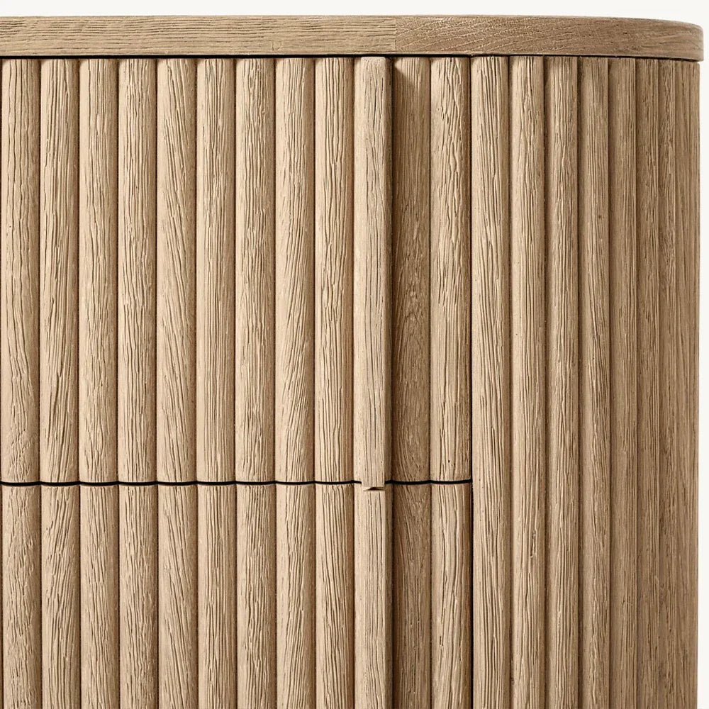 Mulhollan Closed Nightstand