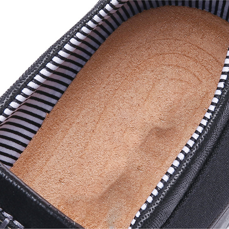 Leichte, atmungsaktive Stoffschuhe mit weicher Sohle für Herren