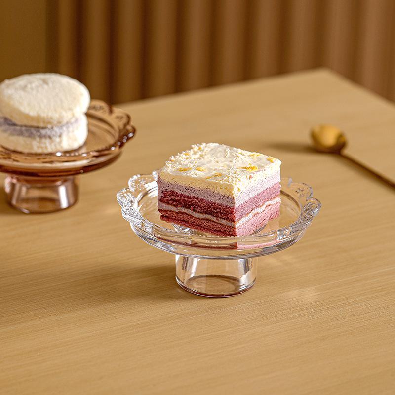 Tortenplatte mit Fuß