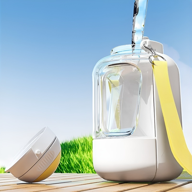 Utazó nagy kapacitású ivópalack háziállatok számára