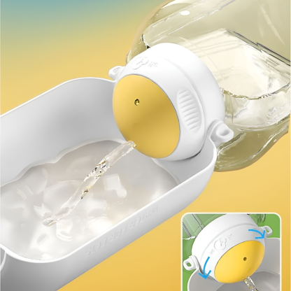 Utazó nagy kapacitású ivópalack háziállatok számára