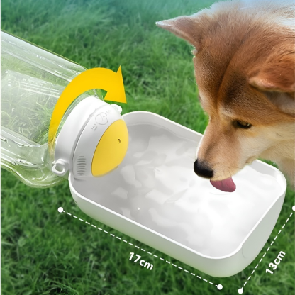 Utazó nagy kapacitású ivópalack háziállatok számára