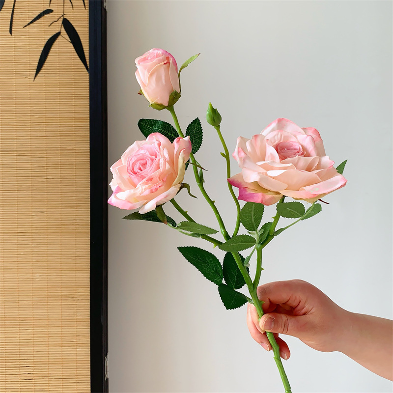 Künstliche Trockenblumensträuße