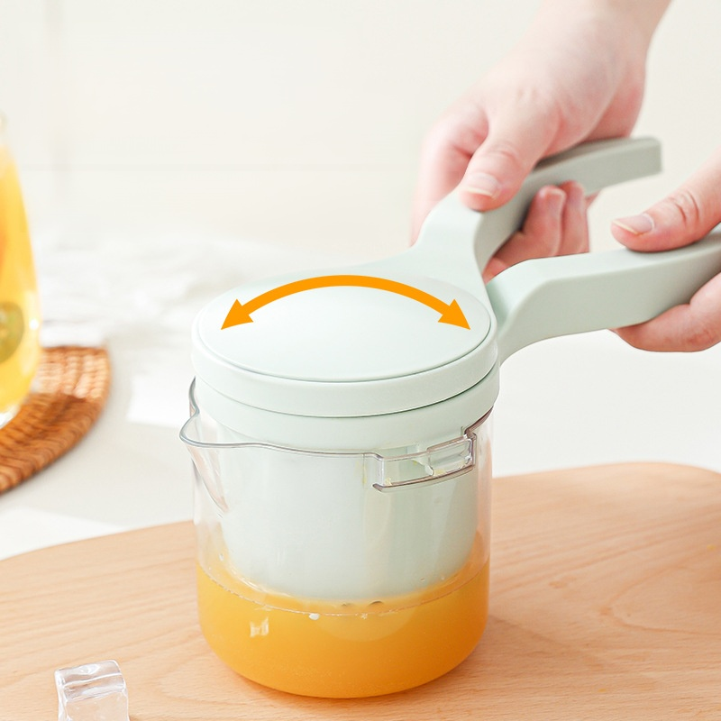 Otthoni csavaros gyümölcscentrifuga