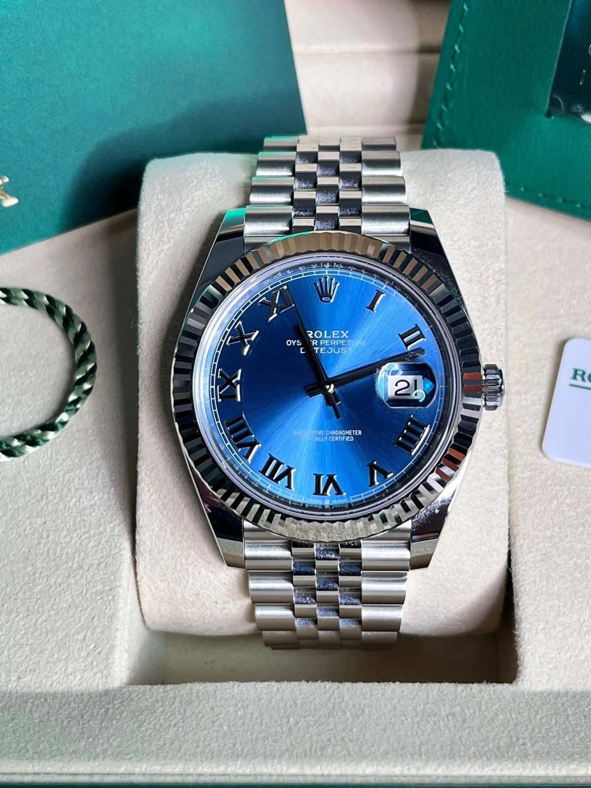 Rolex Datejust 41 z tarczą Azzurro Blue (126334)⌚