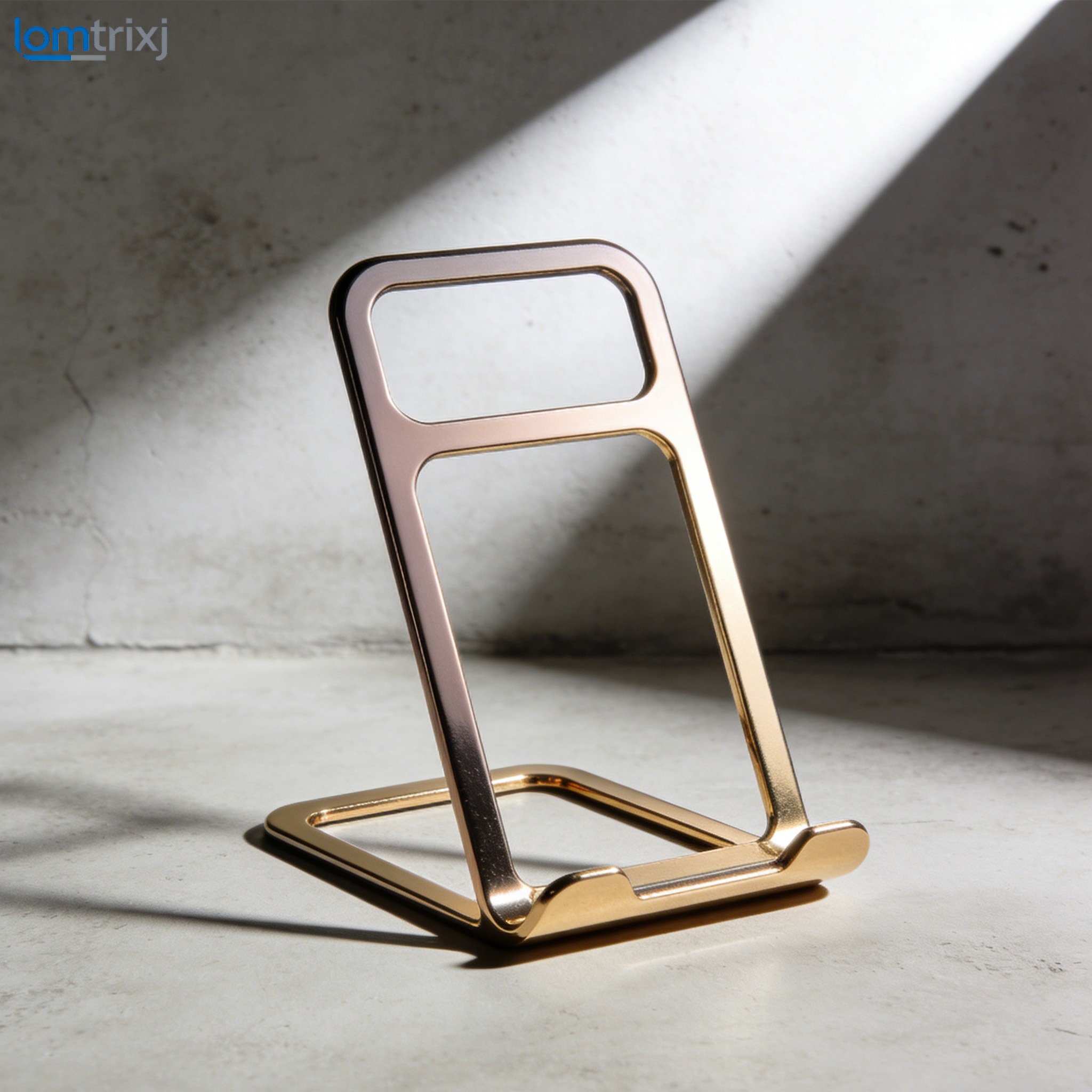 Ultra-durable peep-proof magnetic phone case