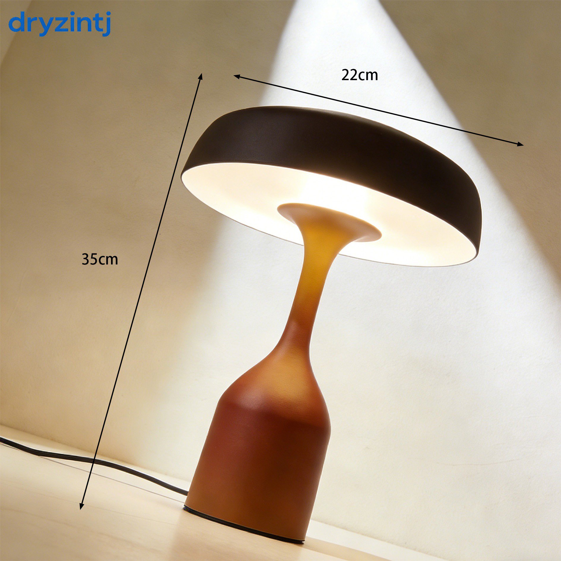 Energy-efficient desk lamp for study