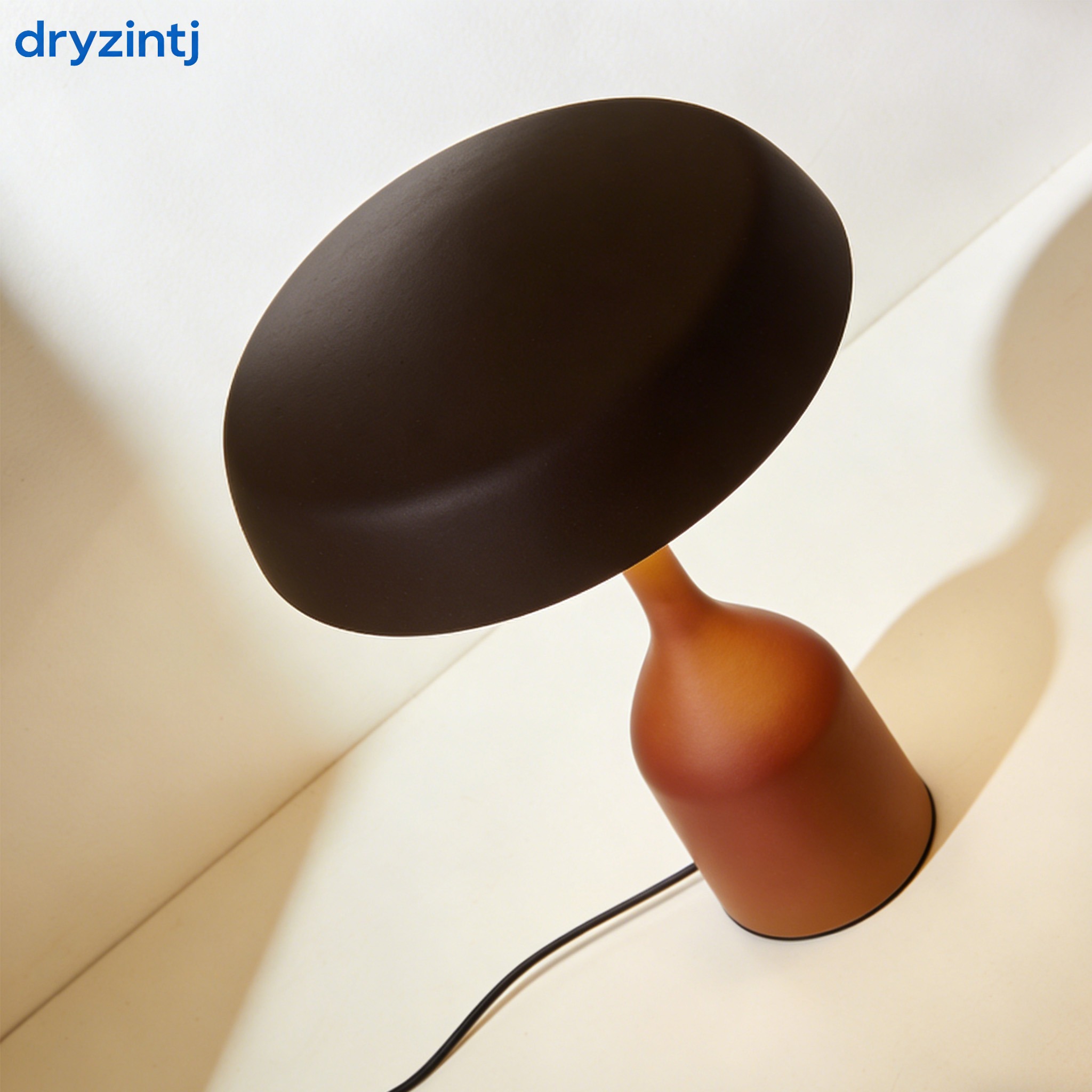 desk lamp