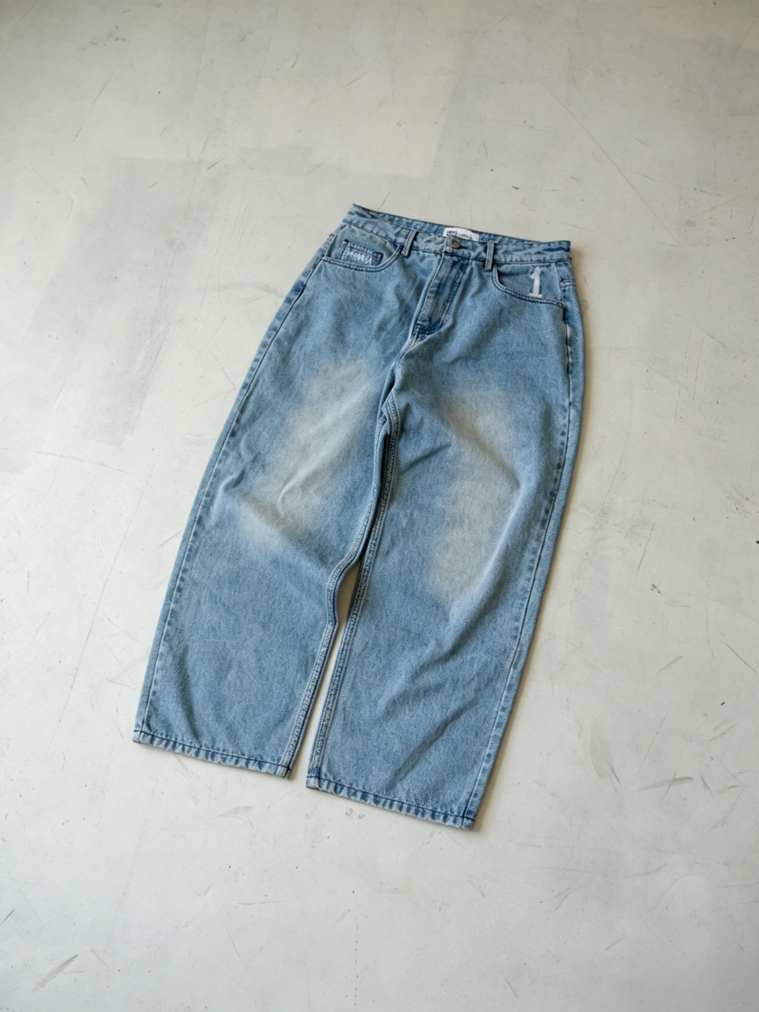 LONE SPLIT DENIM