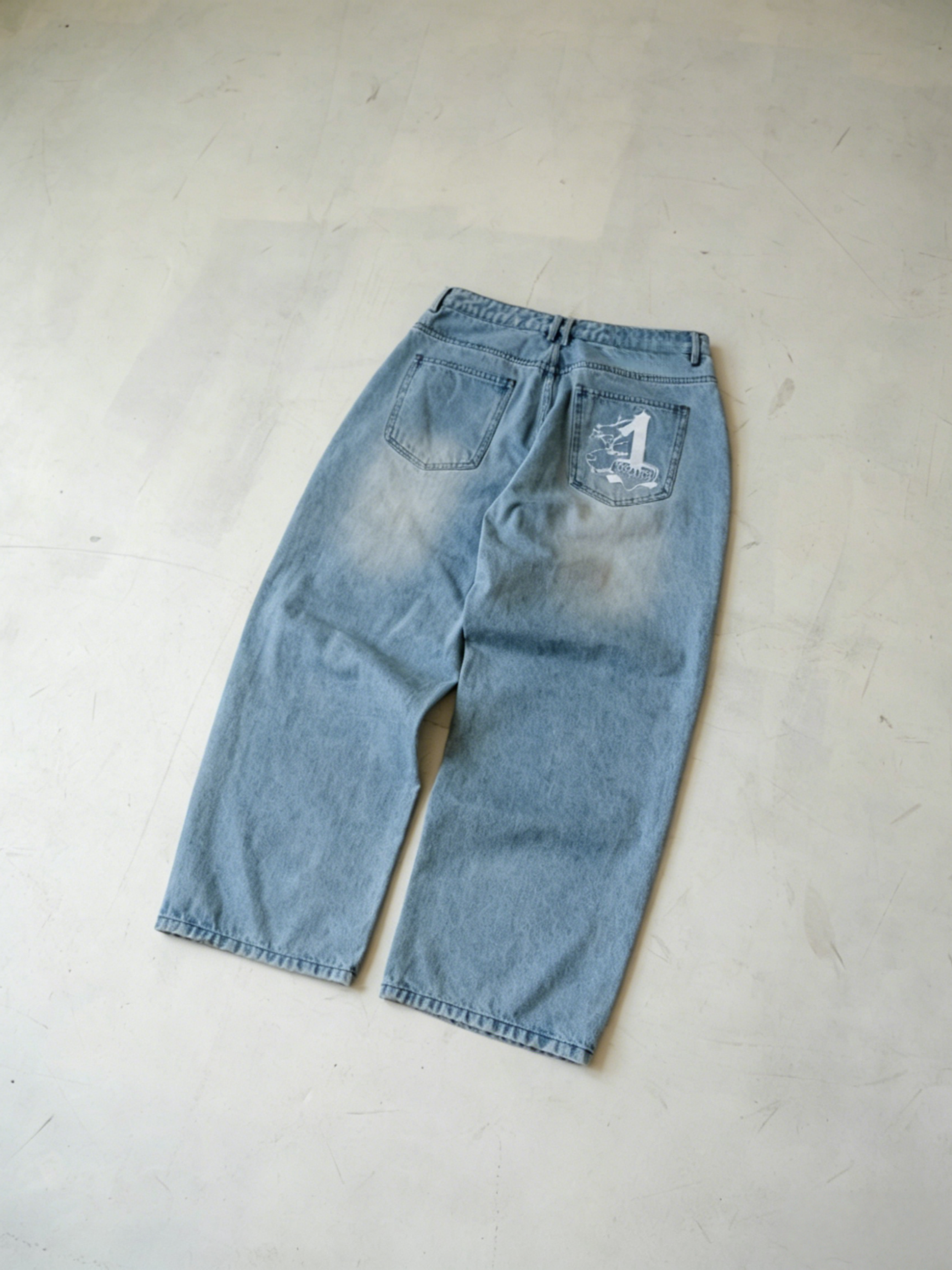 LONE SPLIT DENIM