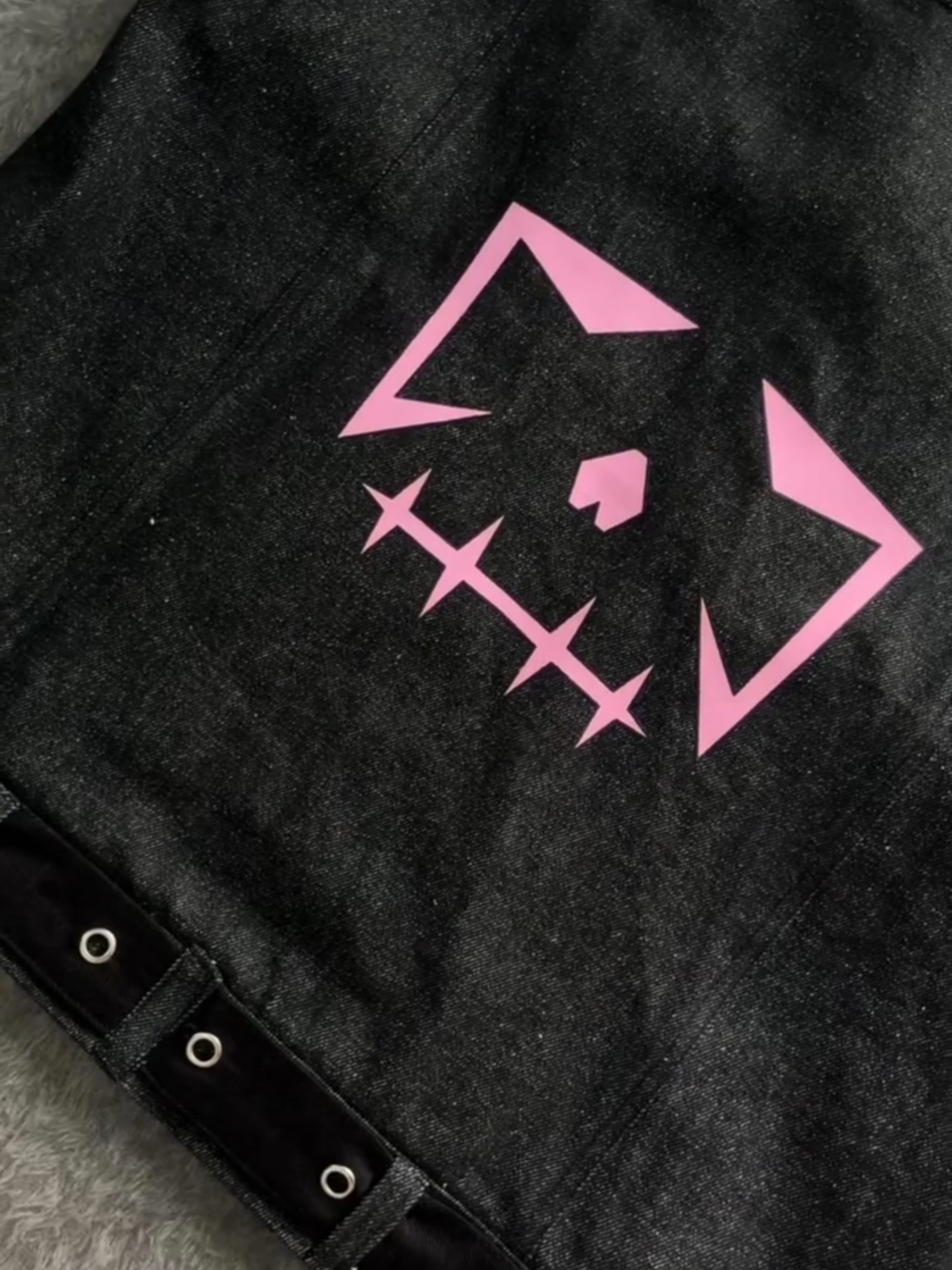 INTACT TALLY VEST