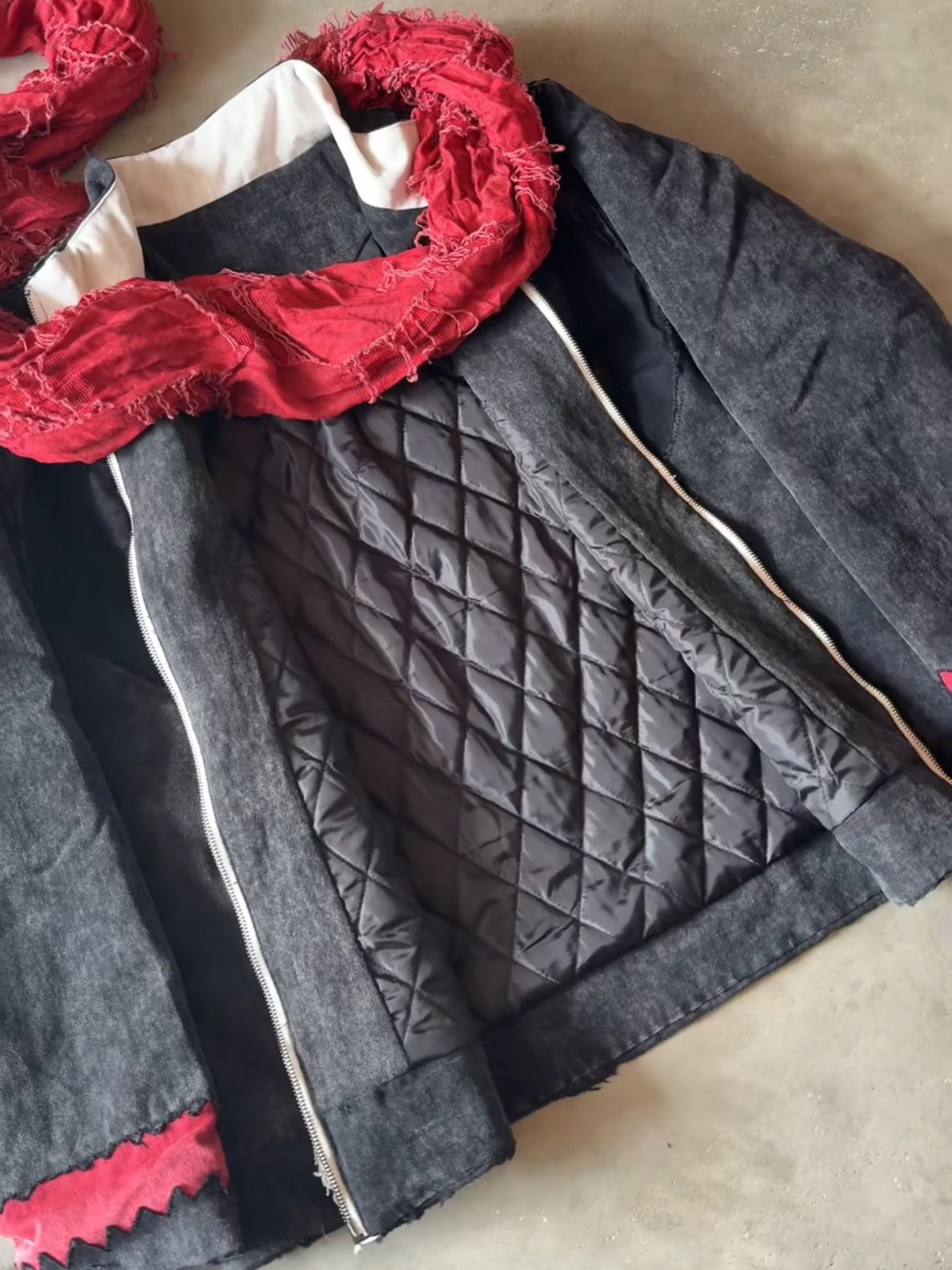 WOUND SCARF BOMBER