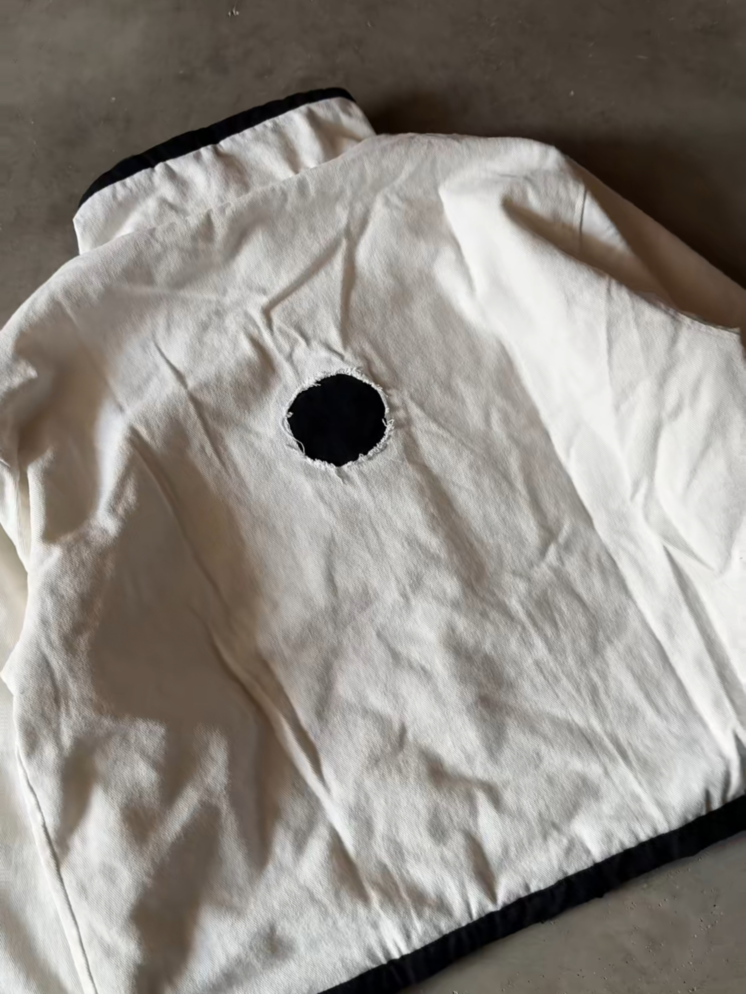 LACUNA NOTCH BOMBER