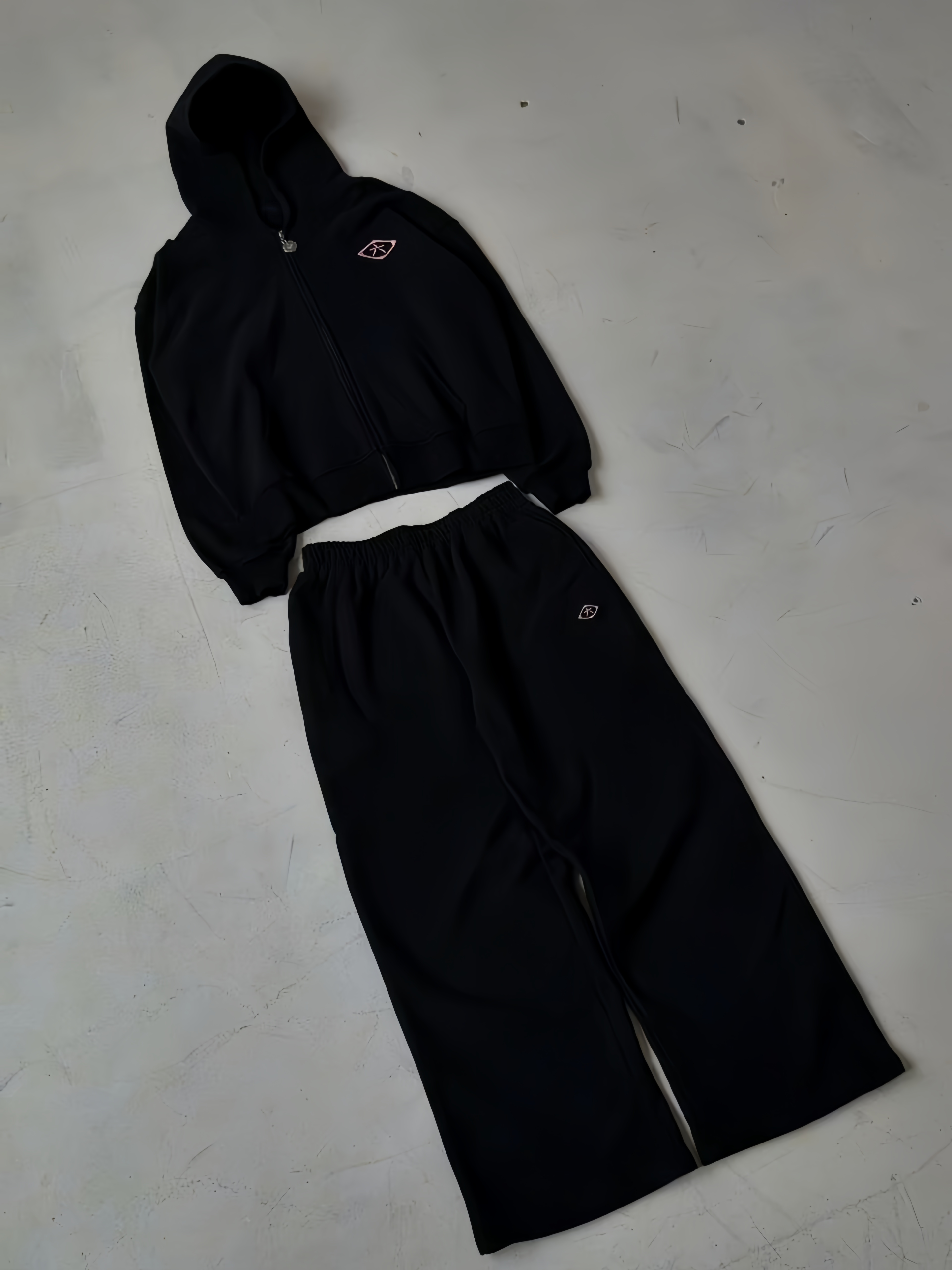 PETAL SEVER TRACKSUIT