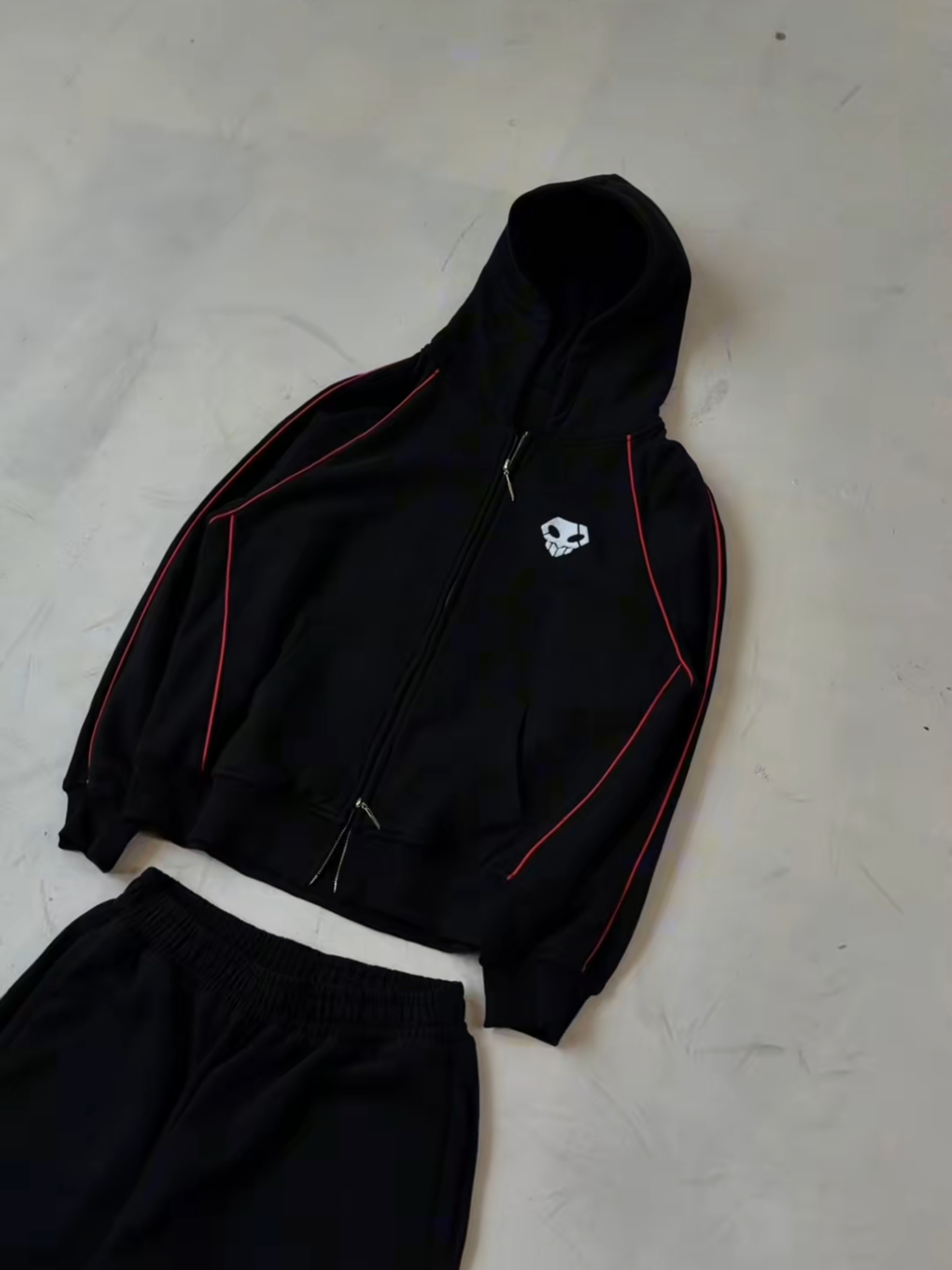 CRIMSON LINE TRACKSUIT