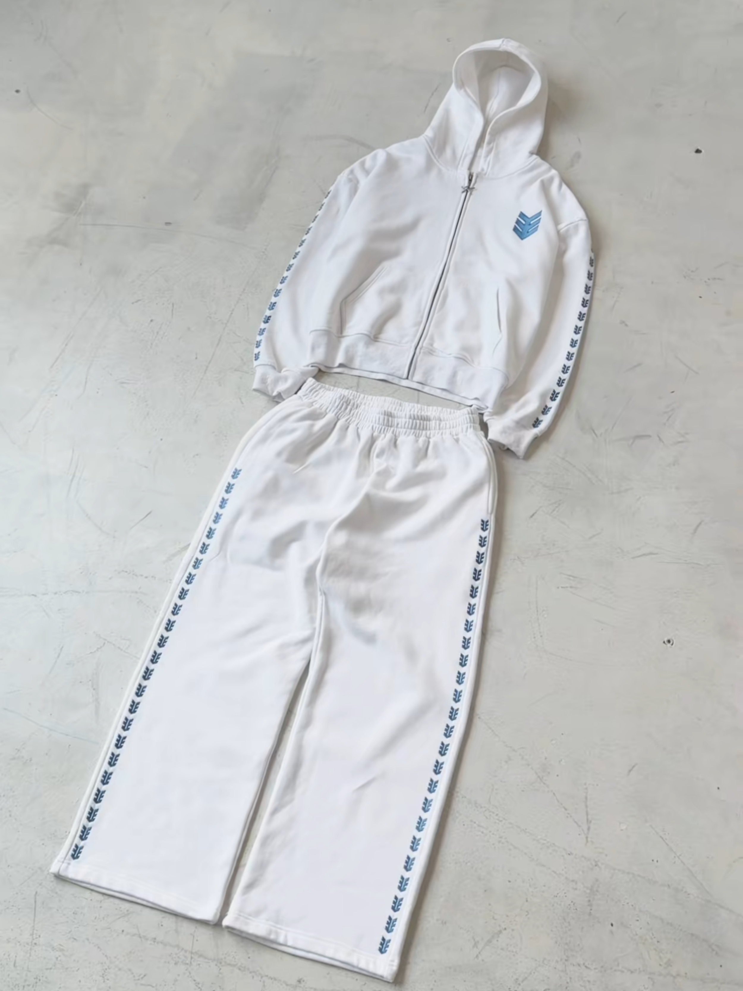 AZURE FLOW TRACKSUIT