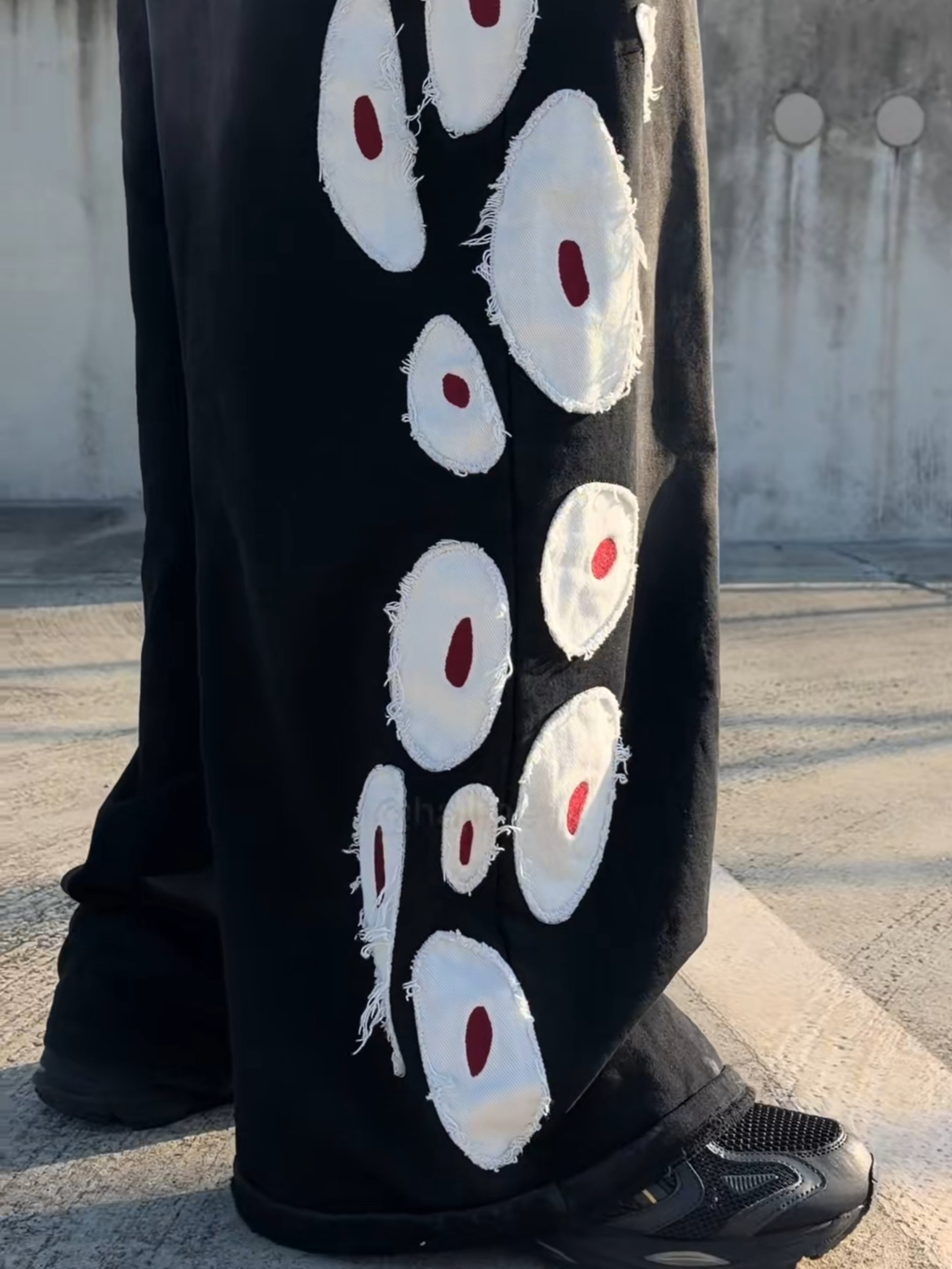 NOBLE ORB SWEATPANTS