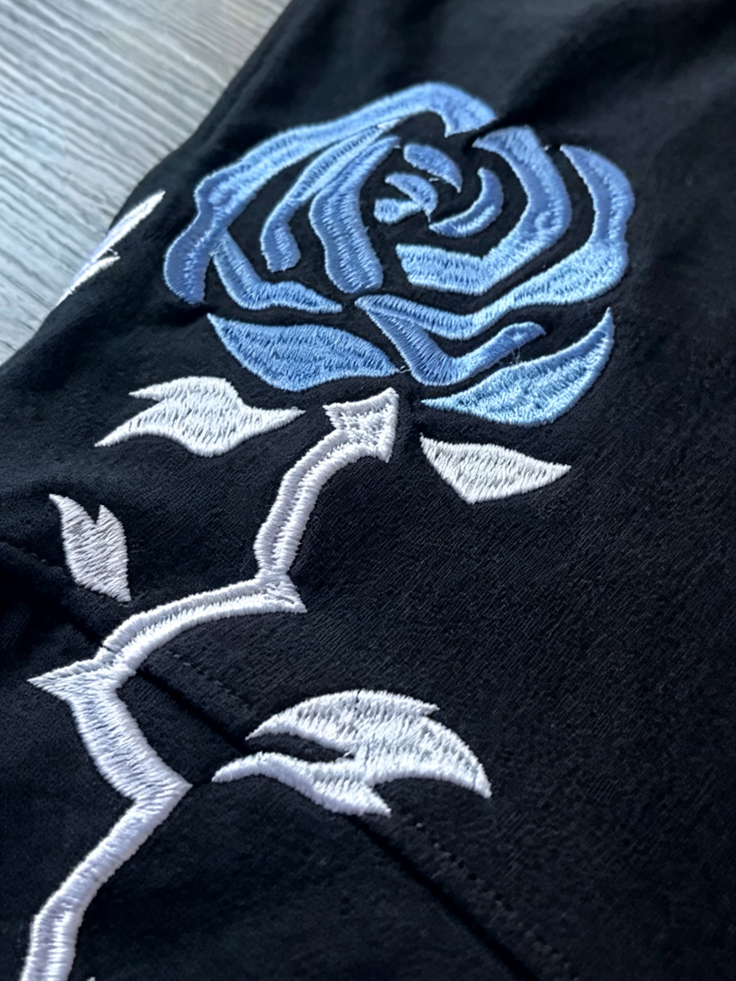 ROYAL EMBLEM CREWNECK