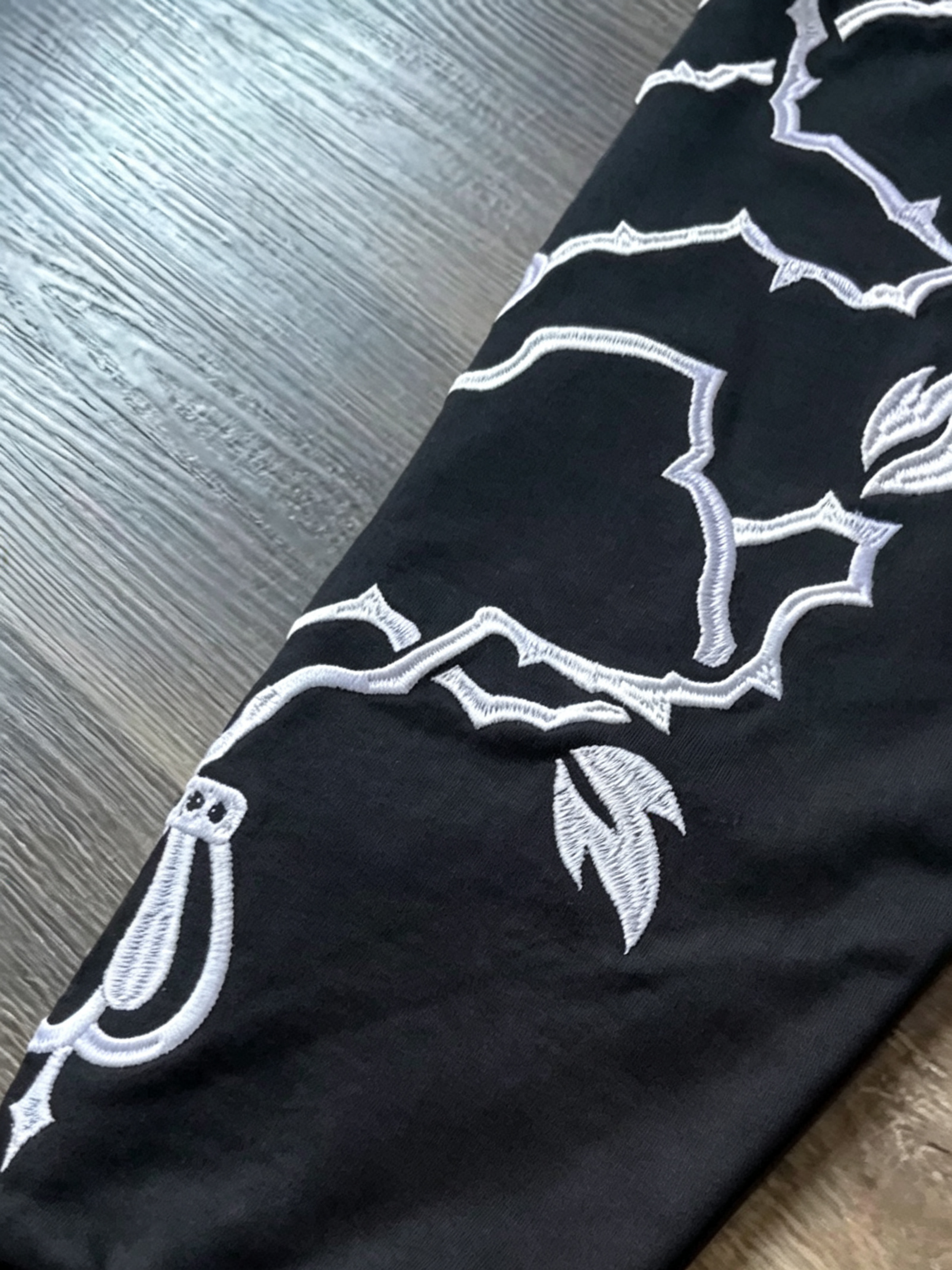 ROYAL EMBLEM CREWNECK