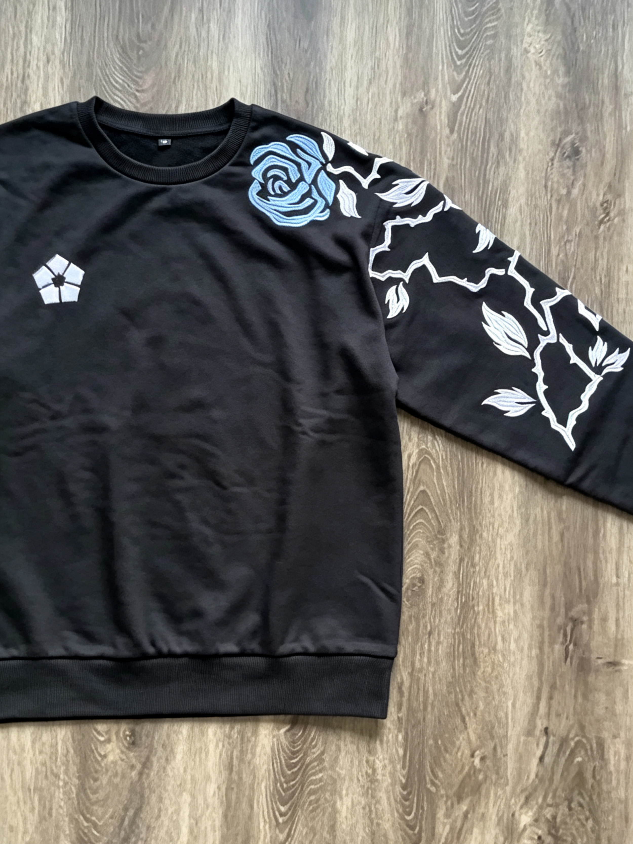 ROYAL EMBLEM CREWNECK