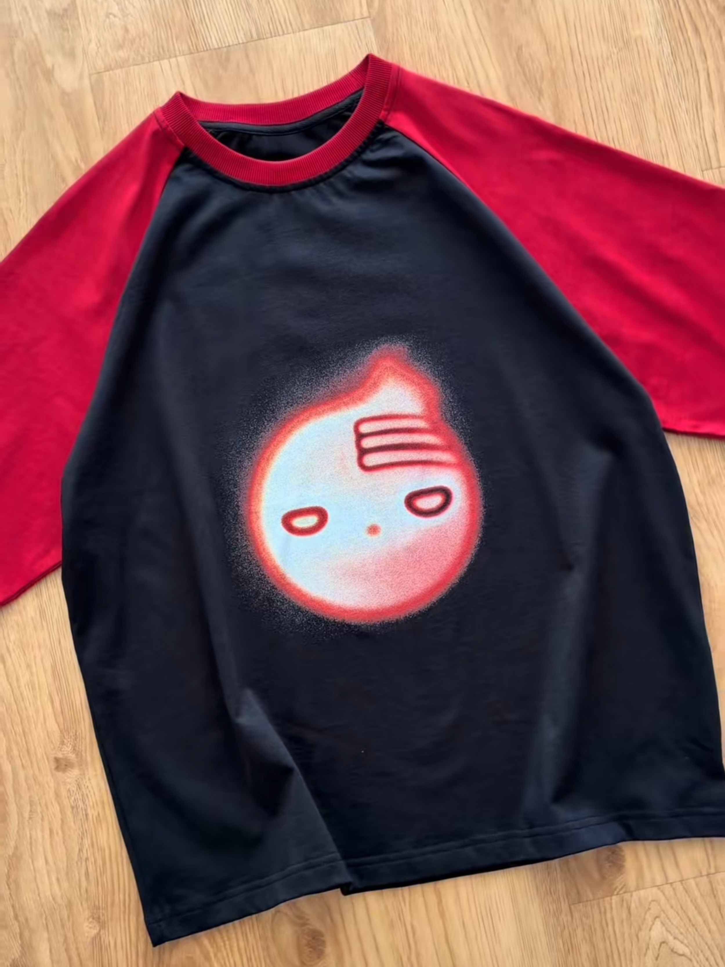 THREE LINE RAGLAN TEE