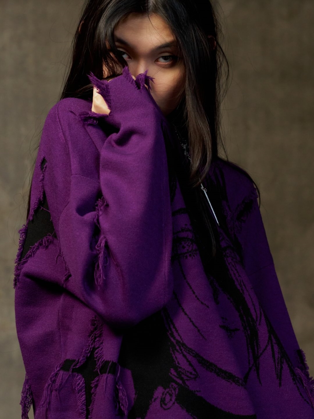 VIOLET DETONATION DISTRESSED KNIT