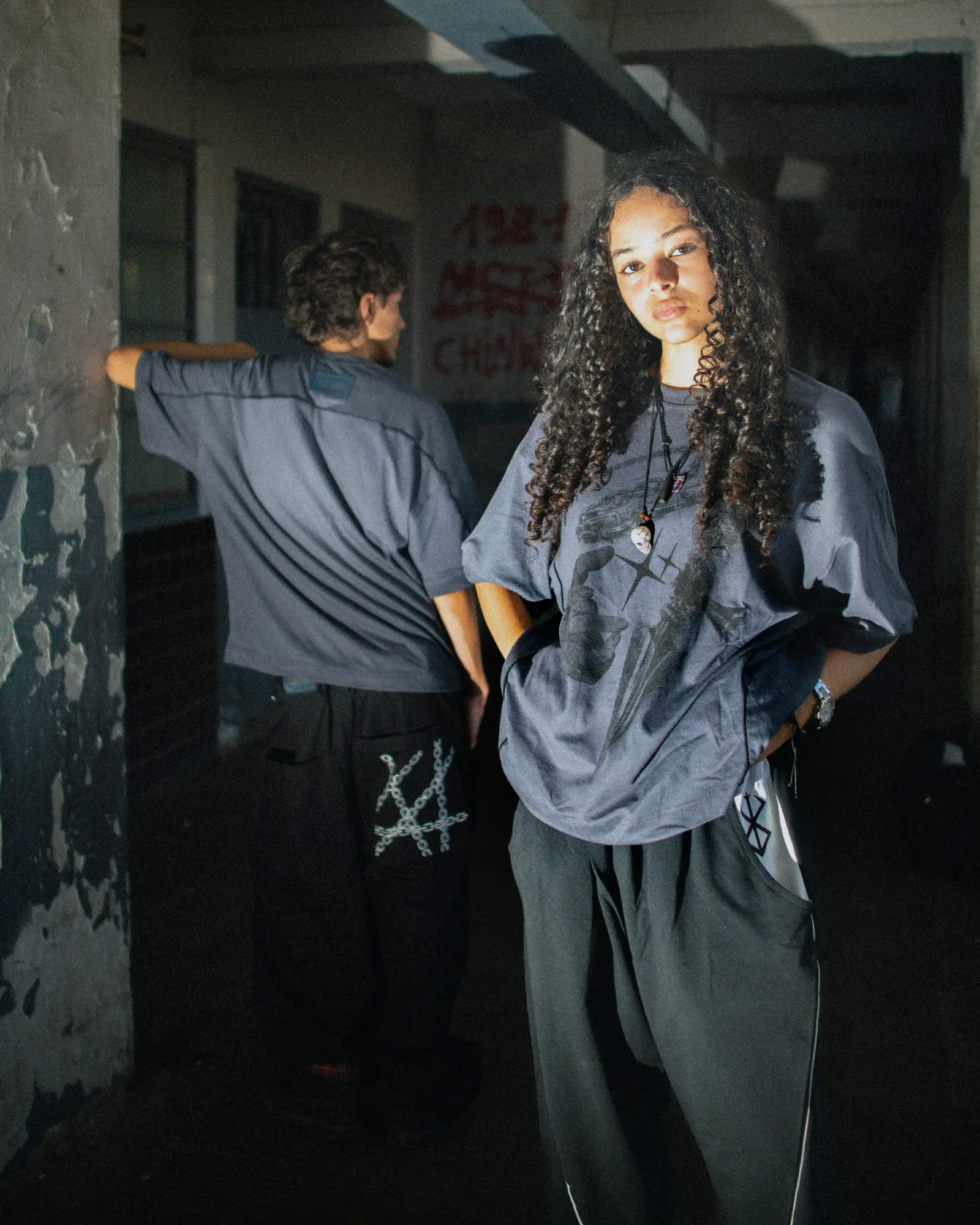 PHANTOM CHAINS TEE