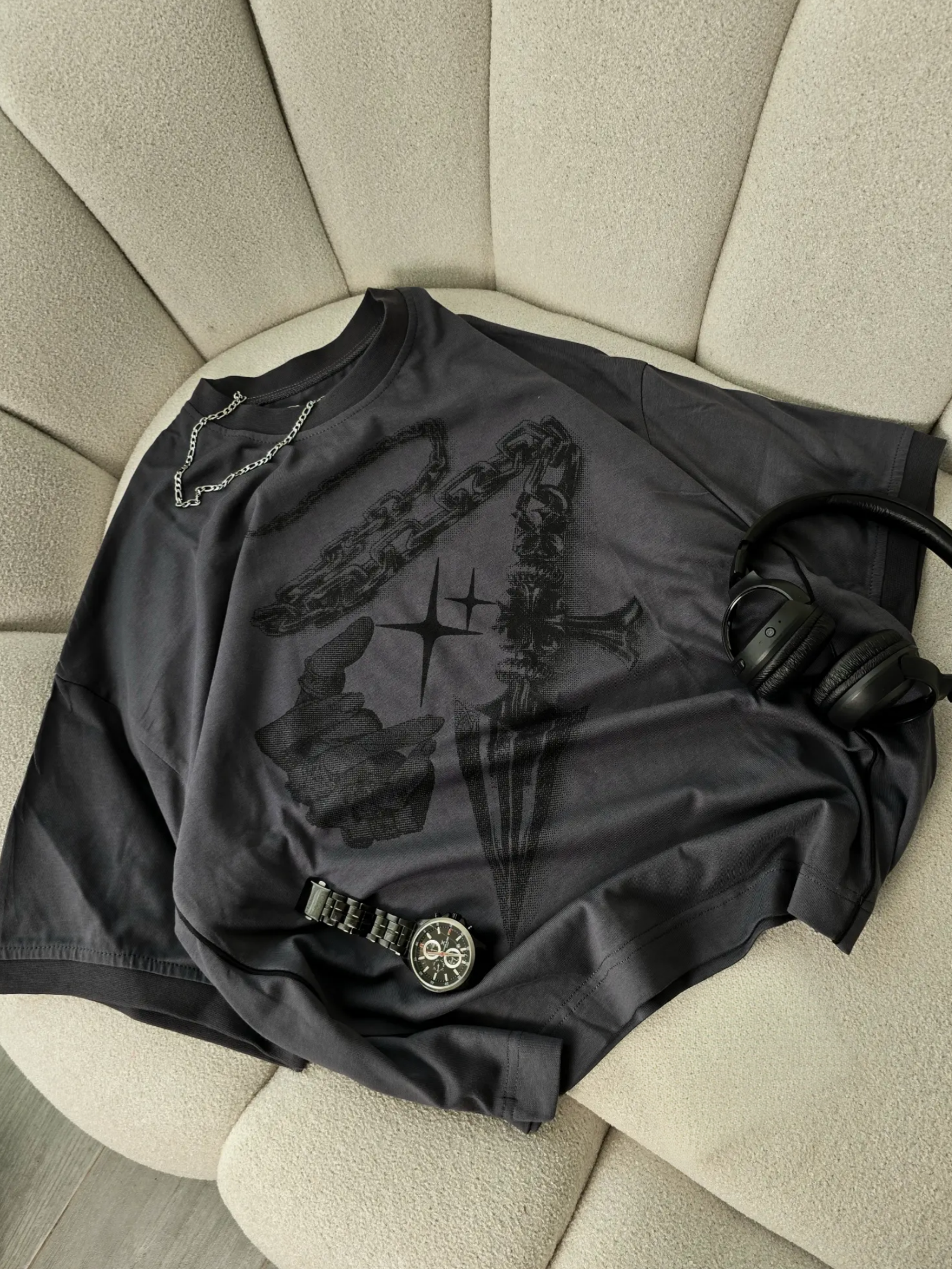 PHANTOM CHAINS TEE