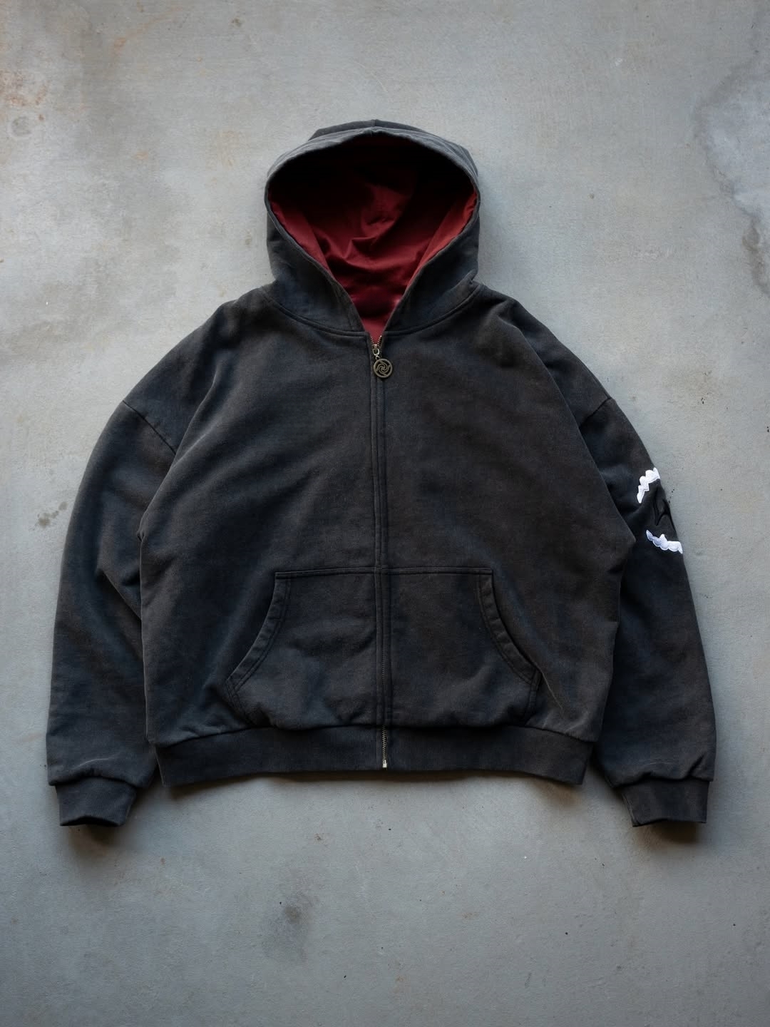 SPLIT FORM ZIP-UP