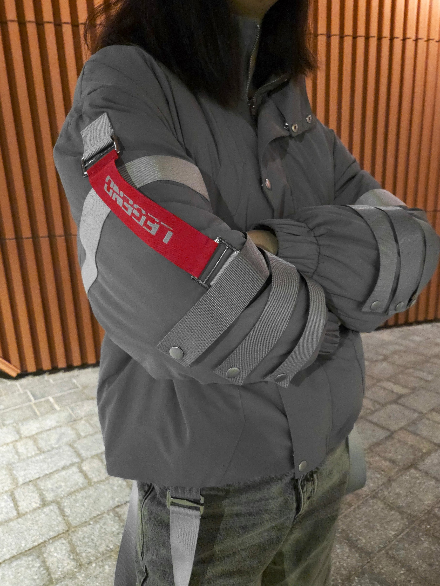 SPINE TETHER JACKET