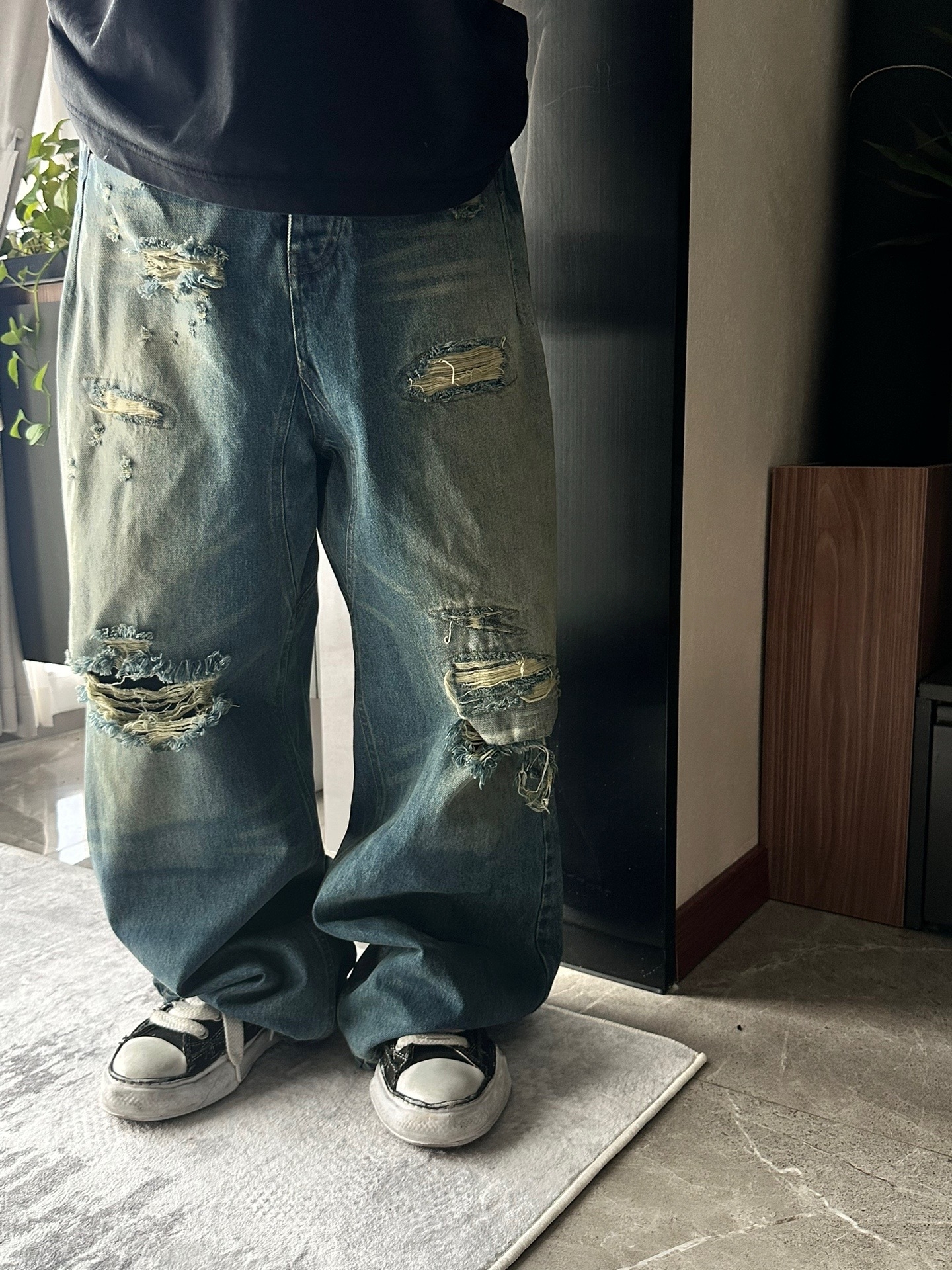 DEATH BAGGY JEANS