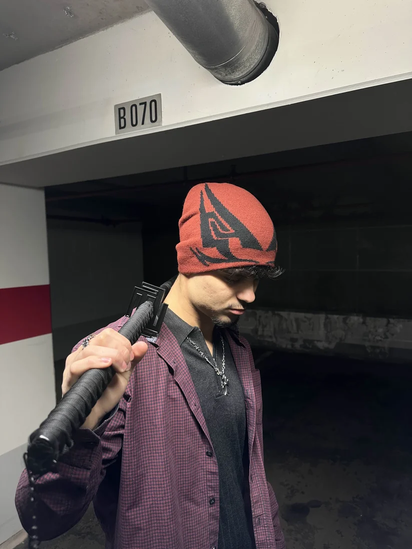 CRIMSON FANG BEANIE